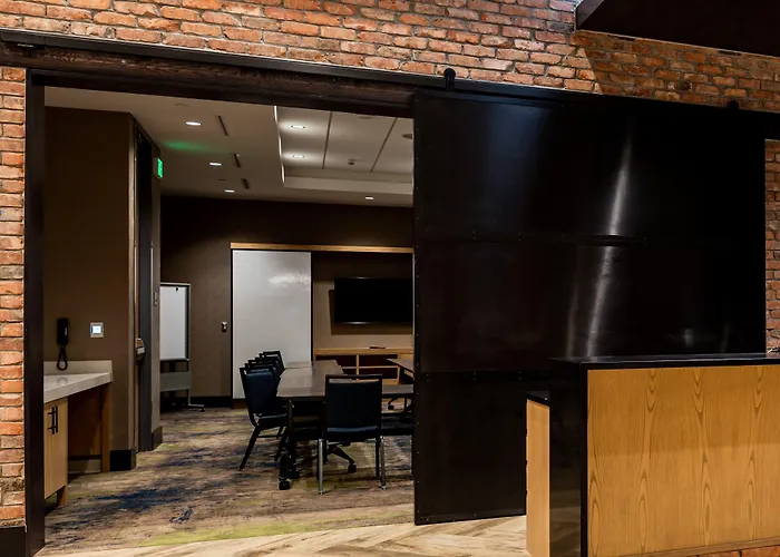 Hyatt House Nashville Downtown-Convention Center